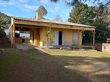 Casa no Cond. Caixeiral